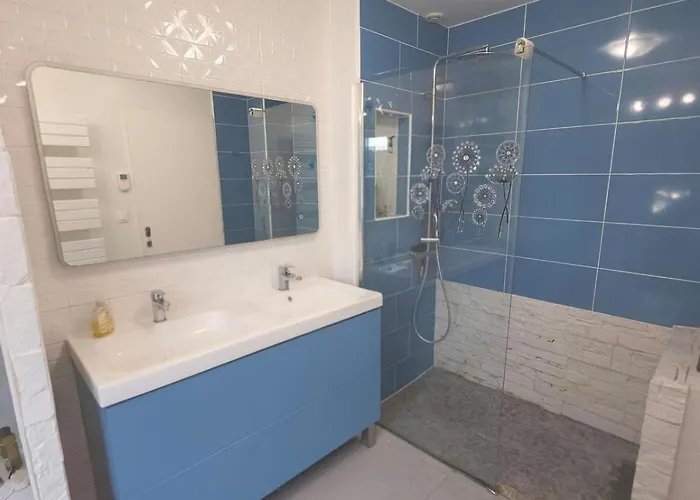 Hébergement de vacances Maison De Famille 4-6 Personnes A 5 Min Du Futuroscope