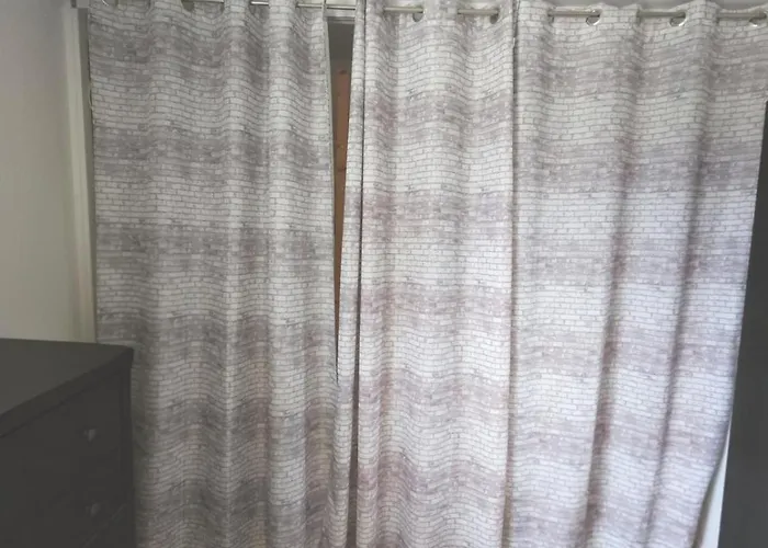 Maison De Famille 4-6 Personnes A 5 Min Du Futuroscope Hébergement de vacances *